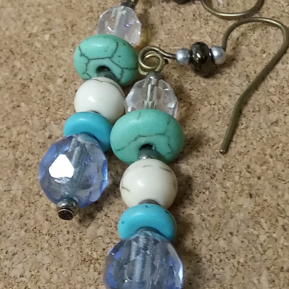 Earring's - Picture 4 of 7